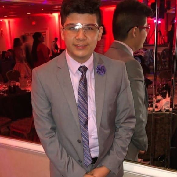 Meet your Posher, Jason alarcon - Picture 1 of 1